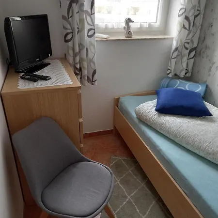 Gemuetliche Ferienwohnung In Dornumersiel Mit Terrasse, Garten Und Grill Διαμέρισμα *